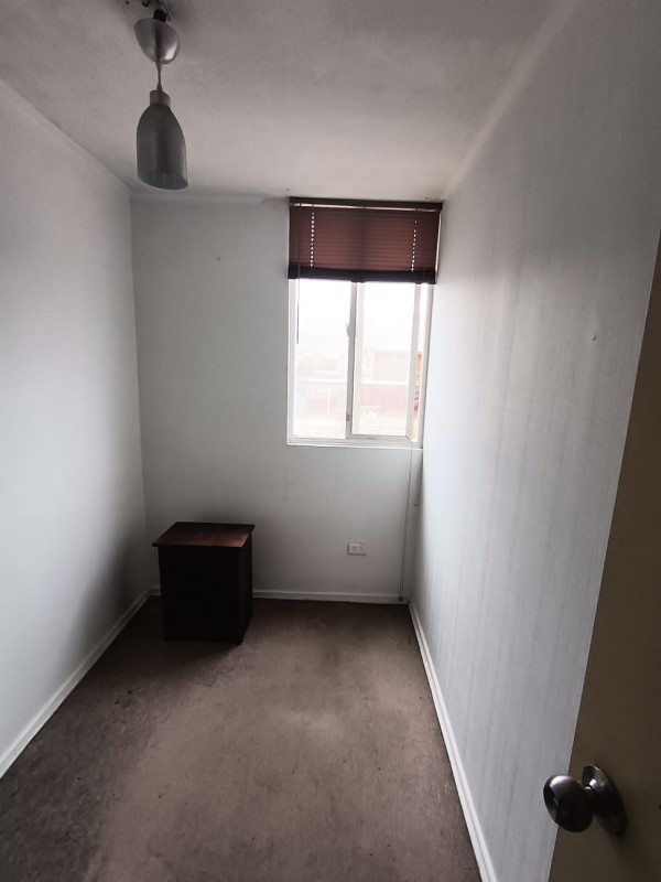 Se Arrienda Departamento Semi Amoblado en Cond Doña Alejandr