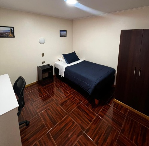 Se Arrienda Hostal para Empresa