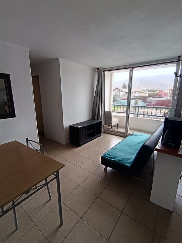 Se Arrienda Departamento Semi Amoblado en Cond Doña Alejandr