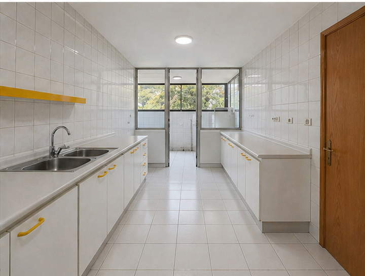 Exclusivo Depto en Málaga, las Condes 213 M²