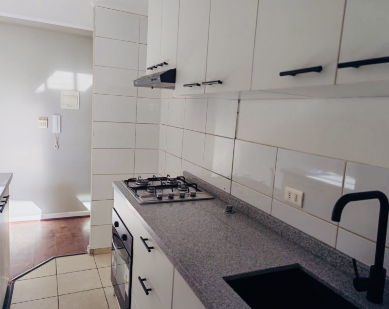 Vendo Depto. 3D/1B Gómez Carreño. Condominio Barrio Norte
