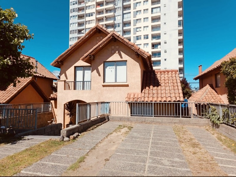 Vendo Hermosa Remodelada Casa Sector Alto de Viña del Mar