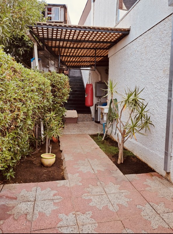 Hermosa Casa Independiente. Sector Esperanza Quilpué
