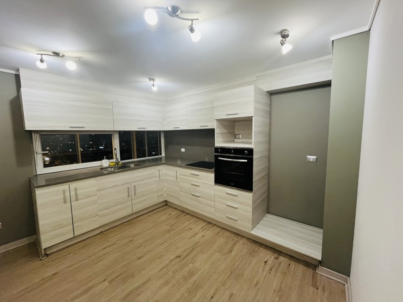 Arriendo Hermoso y Soleado Depto. Vive Viana Ii Viña del Mar
