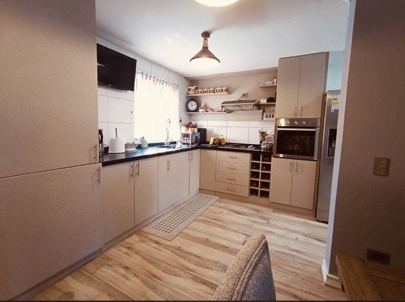 Vendo Hermosa Remodelada Casa Sector Alto de Viña del Mar