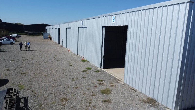 Arriendo Bodegas de 243M2 (13.5Mts X 18Mts), los Ángeles