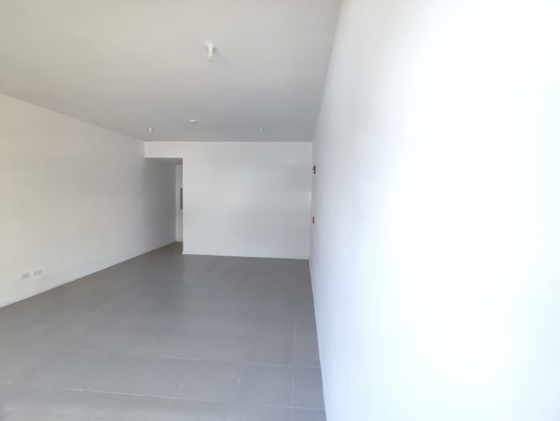 Arriendo/vendo Local Comercial Sector en Crecimiento, L.a