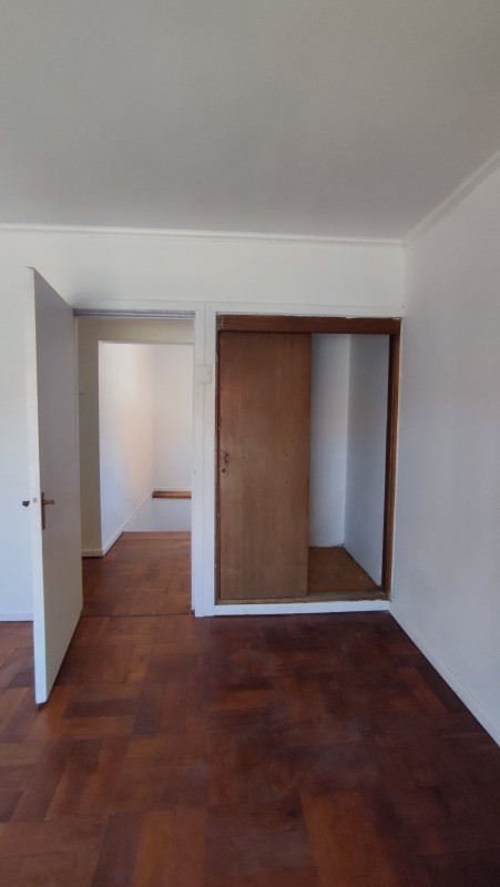 Arriendo Casa Comercial en Barrio Universitario, los