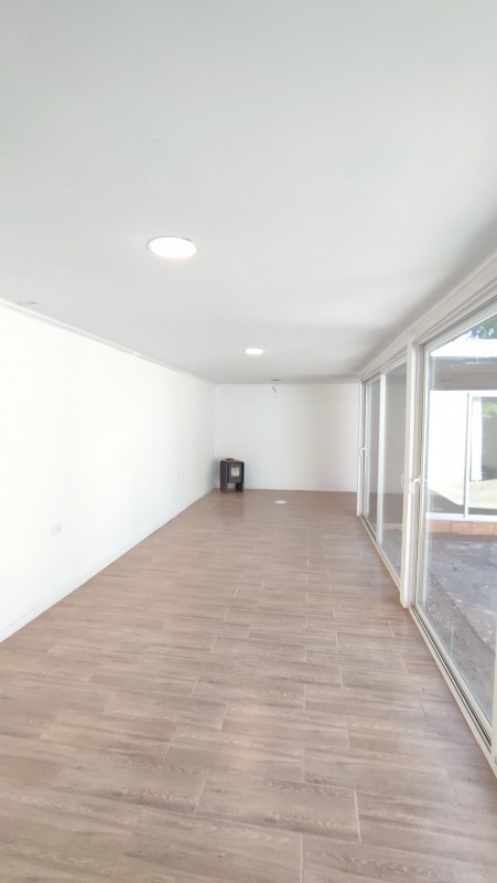 Arriendo Casa Comercial en Barrio Universitario, los