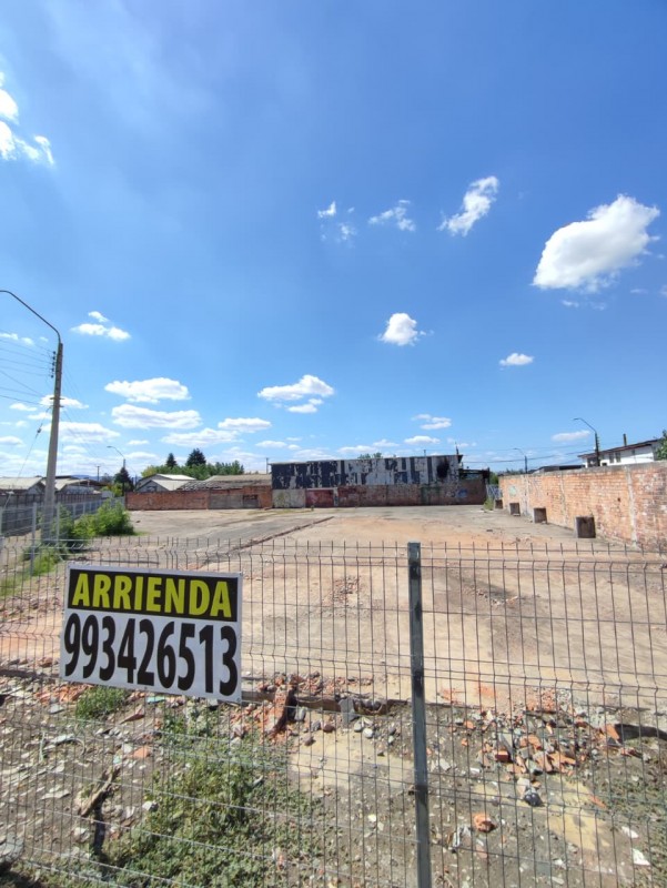 Arriendo Terreno de 1.300M2 Frente Av Julio Hemmelmann, Ncto
