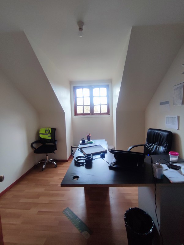 Arriendo Casa/oficina de 6 Dormitorios, C. San Antonio, L.a.