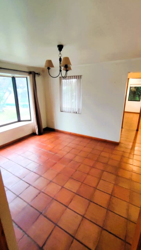 Casa de 300M² Con Piscina y Quincho en Venta/arriendo, L.a