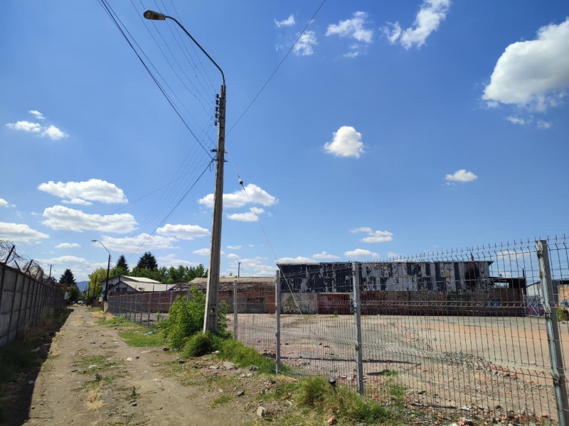 Arriendo Terreno de 1.300M2 Frente Av Julio Hemmelmann, Ncto