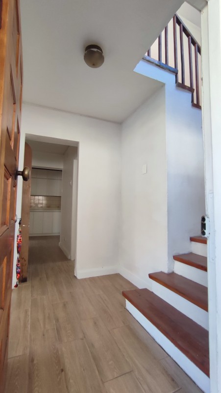 Arriendo Casa Comercial en Barrio Universitario, los