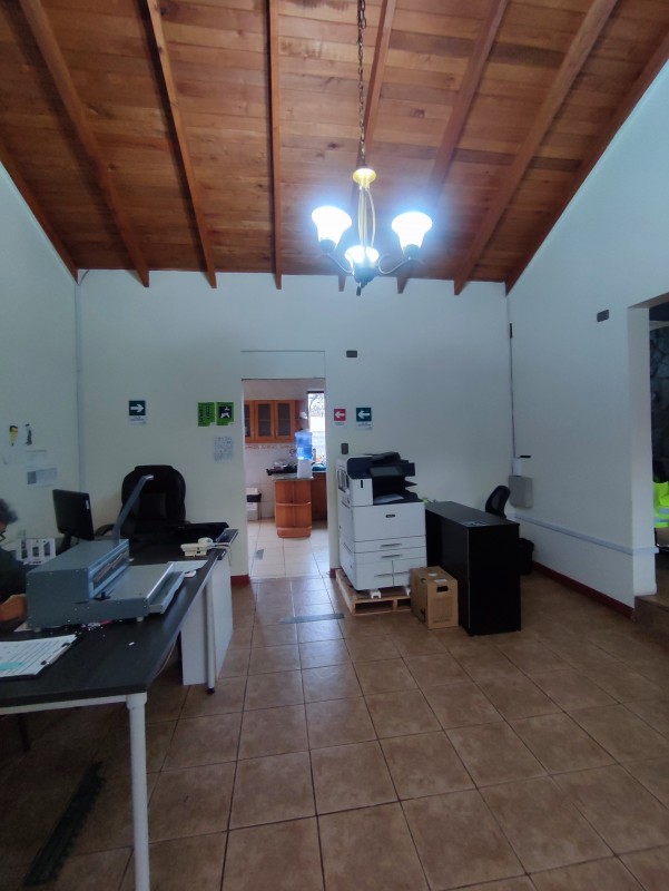 Arriendo Casa/oficina de 6 Dormitorios, C. San Antonio, L.a.