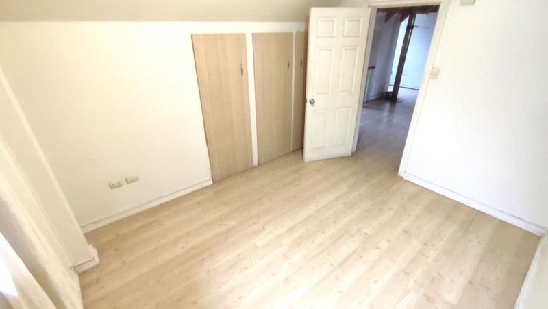 Casa de 300M² Con Piscina y Quincho en Venta/arriendo, L.a