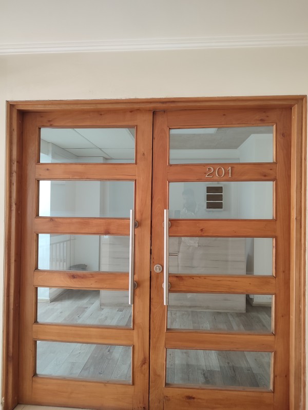 Arriendo Oficinas en el Centro de los Ángeles, 6 Privados