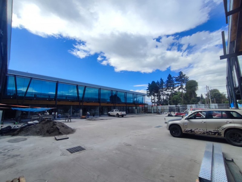 Arriendo, Oportunidad Comercial en Av. O’Higgins, Angol