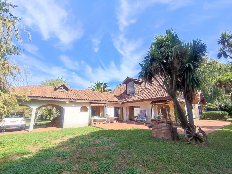 Arriendo Casa en Interior de Condominio 5.000M2, 0.5Km de la