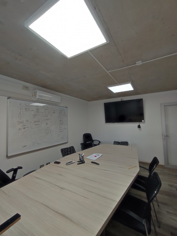 Arriendo Oficinas en el Centro de los Ángeles, 6 Privados