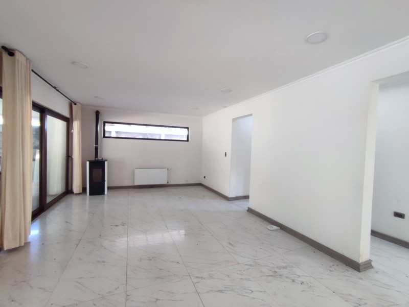 Arriendo Casa Moderna en Condominio Doña Isidora, Antuco, la