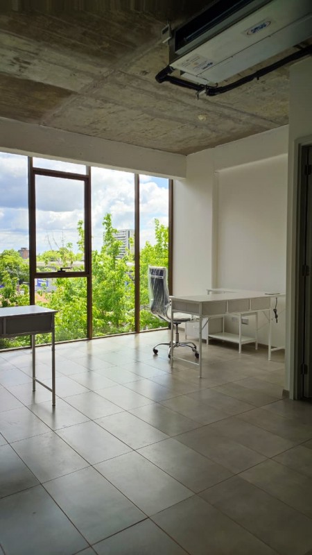 Arriendo Puerto Mayor2, Oficinas desde 43M2, Estacionamiento