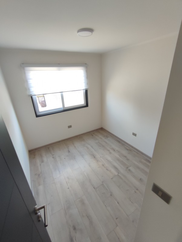 Arriendo Casa en Interior de Condominio Puerto Madero, L.a.