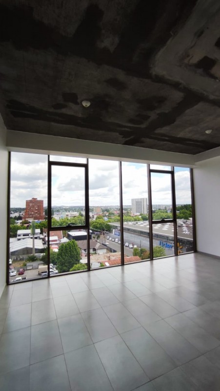 Arriendo Puerto Mayor2, Oficinas desde 43M2, Estacionamiento