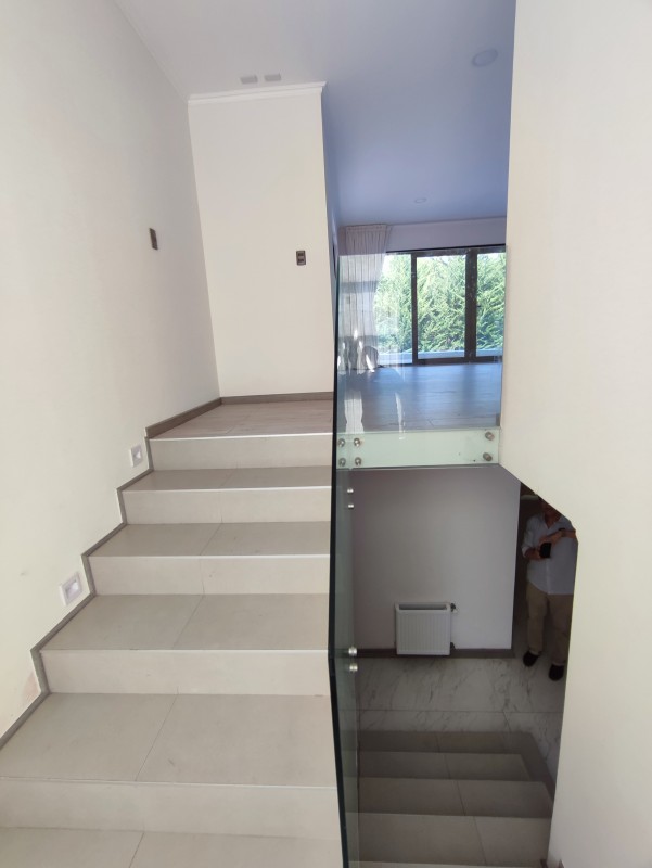 Arriendo Casa Moderna en Condominio Doña Isidora, Antuco, la