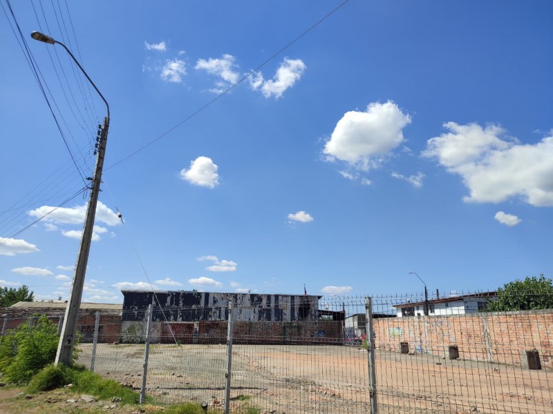 Arriendo Terreno de 1.300M2 Frente Av Julio Hemmelmann, Ncto