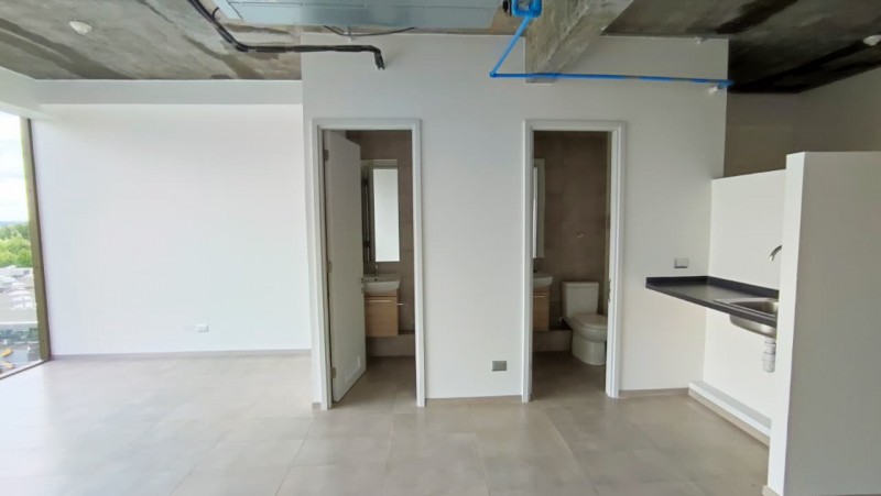 Arriendo Puerto Mayor2, Oficinas desde 43M2, Estacionamiento
