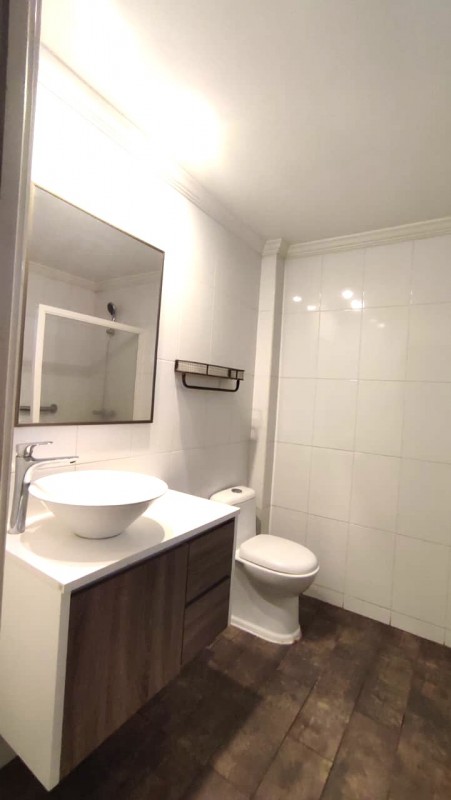 Casa de 300M² Con Piscina y Quincho en Venta/arriendo, L.a