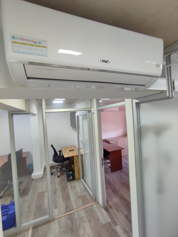 Arriendo Oficinas en el Centro de los Ángeles, 6 Privados