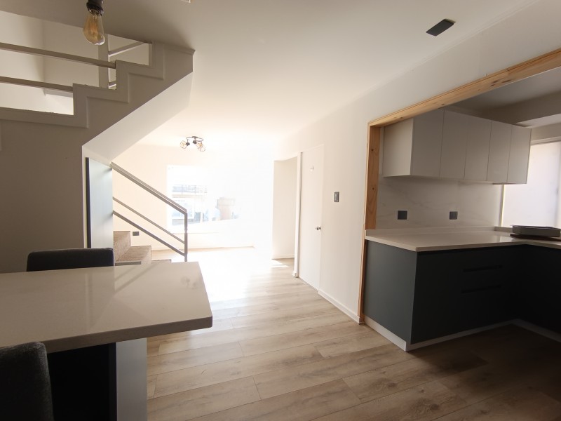 Arriendo Casa A Pocos Metros del Portal Belloto