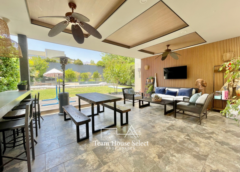 Excelente Casa en Venta en Piedra Roja Chicureo 5D