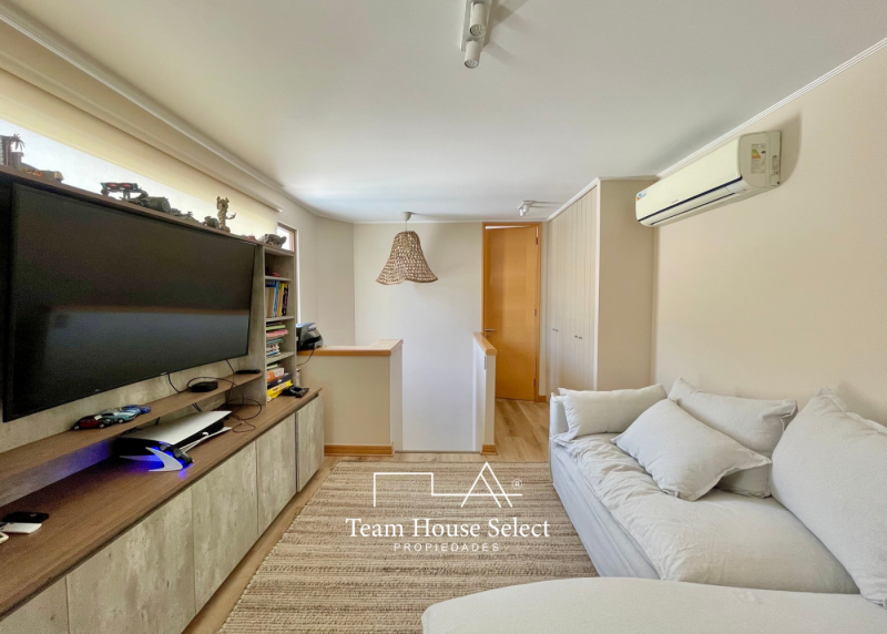 Excelente Casa en Venta en Piedra Roja Chicureo 5D