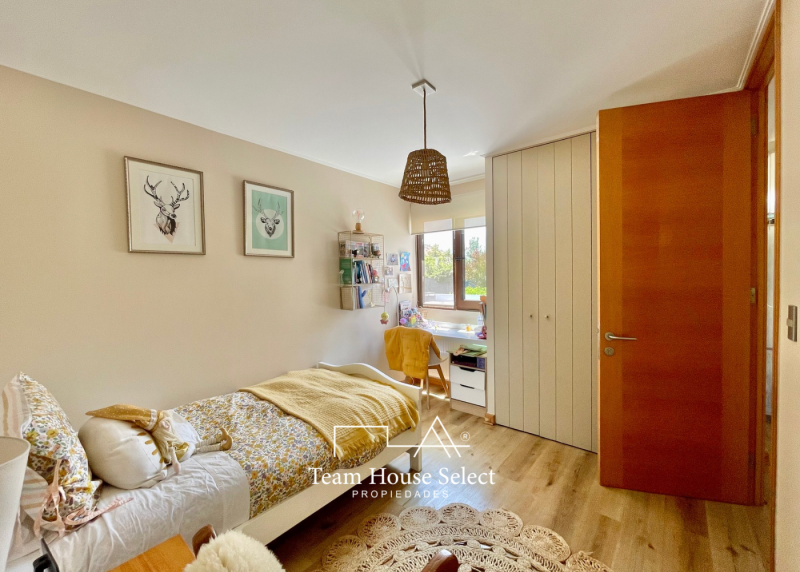 Excelente Casa en Venta en Piedra Roja Chicureo 5D