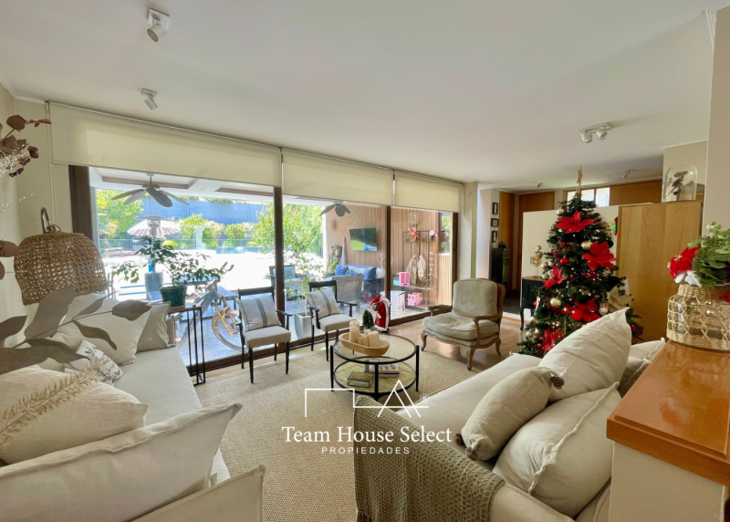 Excelente Casa en Venta en Piedra Roja Chicureo 5D