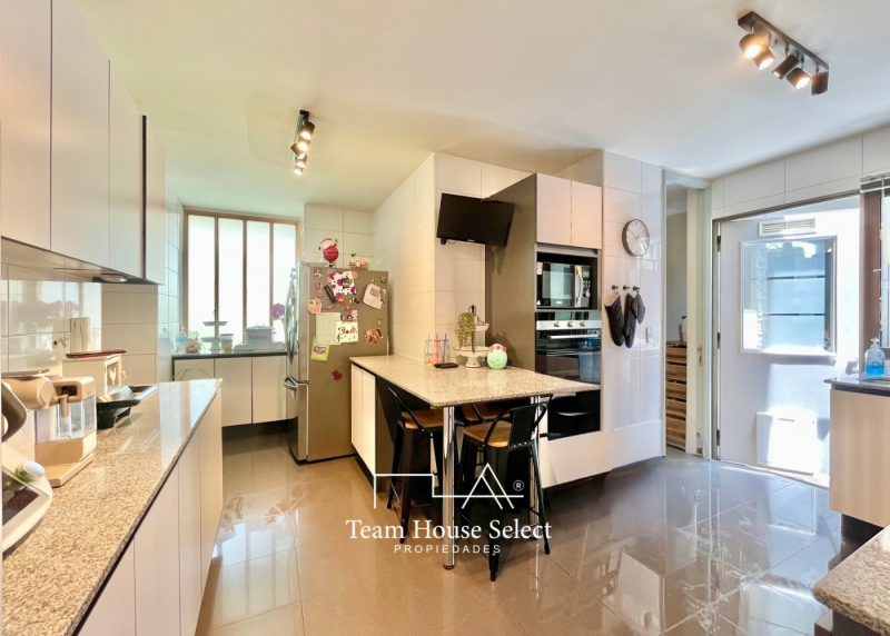 Excelente Casa en Venta en Piedra Roja Chicureo 5D