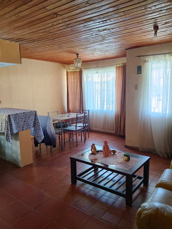 en Venta | Casa Sólida y Funcional – Excelente Ubicación