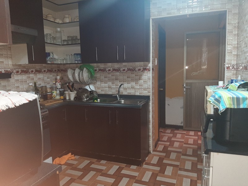 Villa los Naranjos/ Casa Con Negocio Funcionando