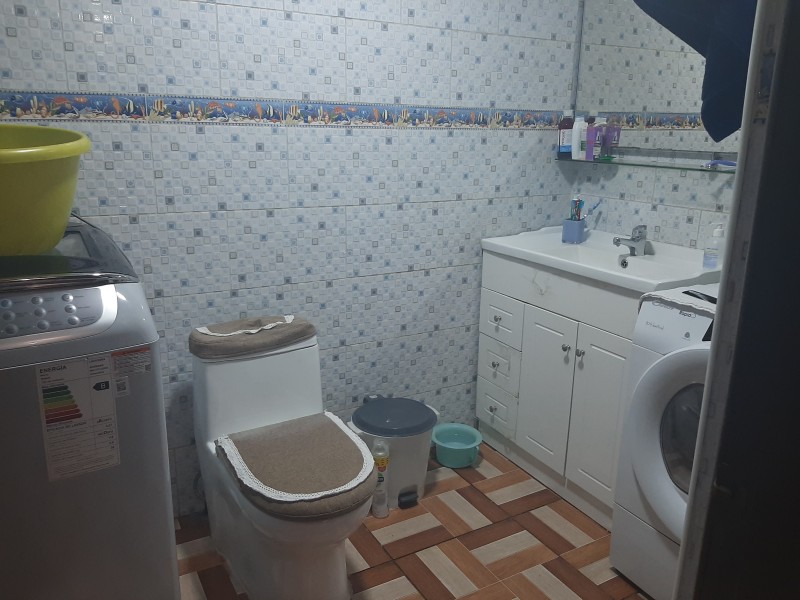 Villa los Naranjos/ Casa Con Negocio Funcionando