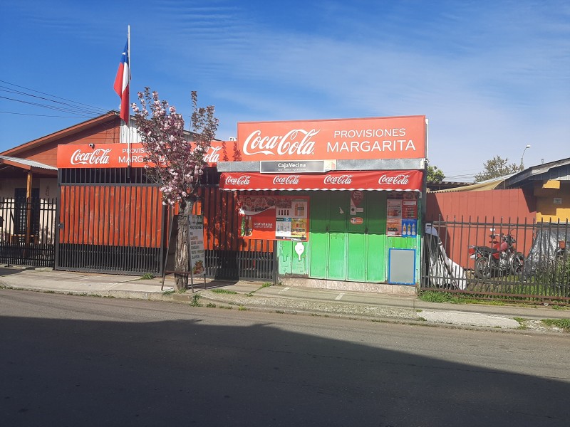 Villa los Naranjos/ Casa Con Negocio Funcionando