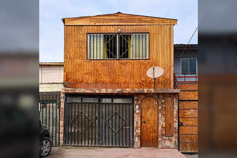 Venta Casa la Pampa: 7 Dormitorios | Cercana A Hospital