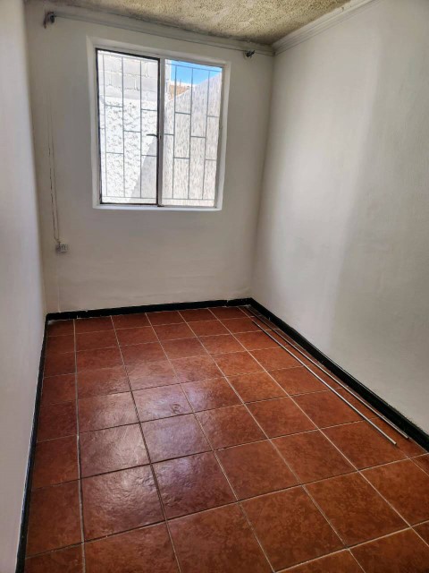 Amplia Casa 5D/2B en Centro de Alto Hospicio