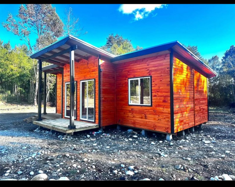 Parcela 5.000 M² Con 2 Casas en Condominio. Puerto Varas