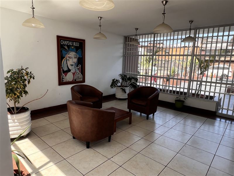 en Venta Departamento. Edificio Nuevo Barrio. Iquique