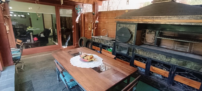 Casa Aislada en Ciudad Satélite Maipú | 5D 3B | Quincho