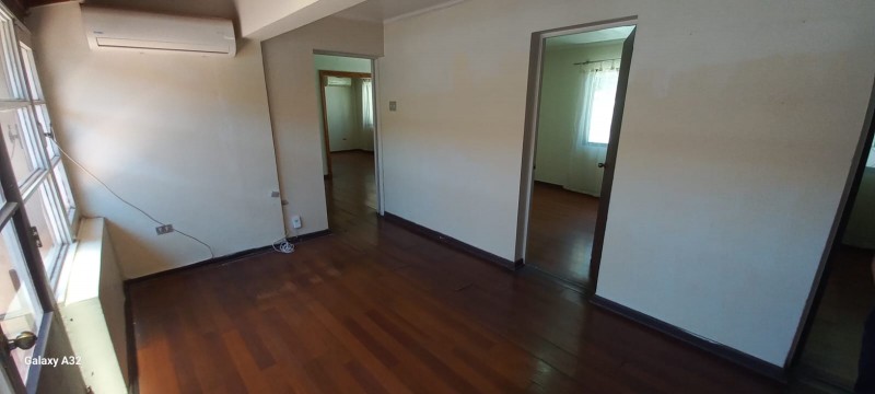 Se Vende Amplia y Segura Casa en Excelente Sector de Curicó