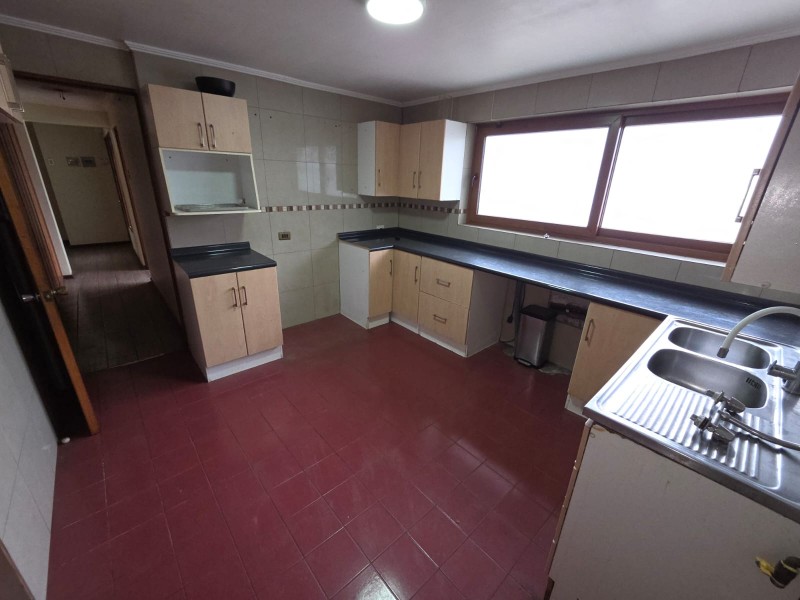 Vende Linda y Amplia Casa en Excelente Ubicación – Talca